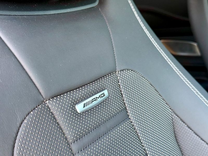 Mercedes-Benz Třídy E (2020) 53 AMG 4MATIC+ kupé - fotka 46 z 58