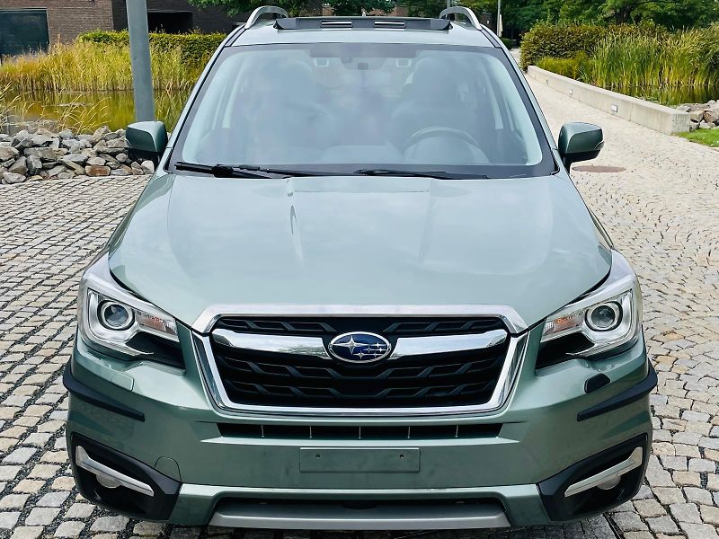 Subaru Forester 2.0i 1.MAJITEL TAŽNÉ SERVISKA - fotka 5 z 48