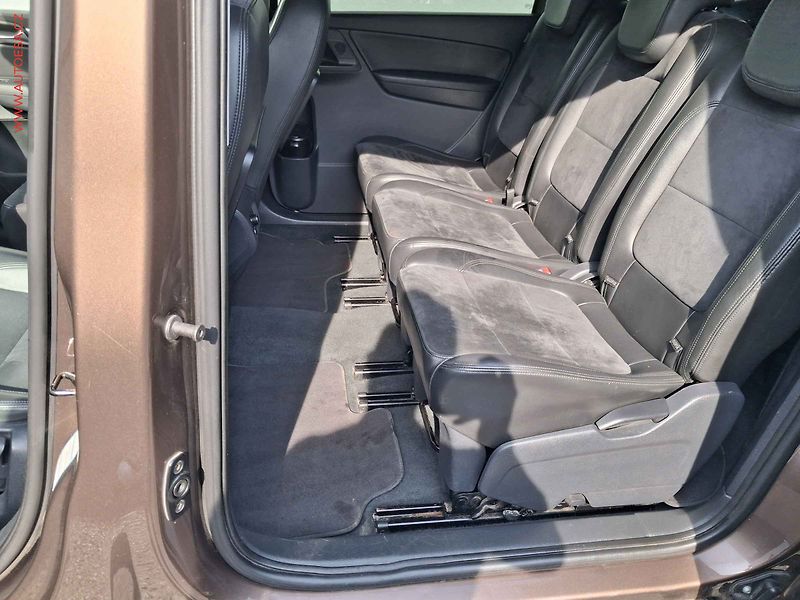 Volkswagen Sharan (2012) 2.0TDi 4x4, 7míst, ČR, Bixen - fotka 10 z 19