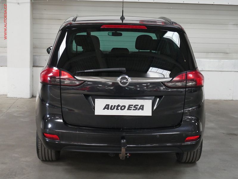 Opel Zafira (2013) 2.0 CDTI, servis.kniha - fotka 5 z 21
