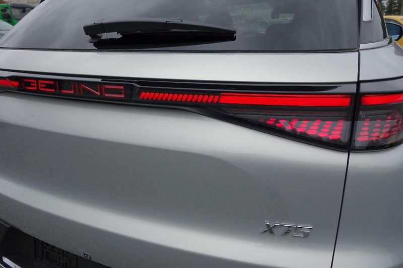 BAIC X75 1.5T 138kW AT NOVÉ/ZÁRUKA 5let - fotka 25 z 26