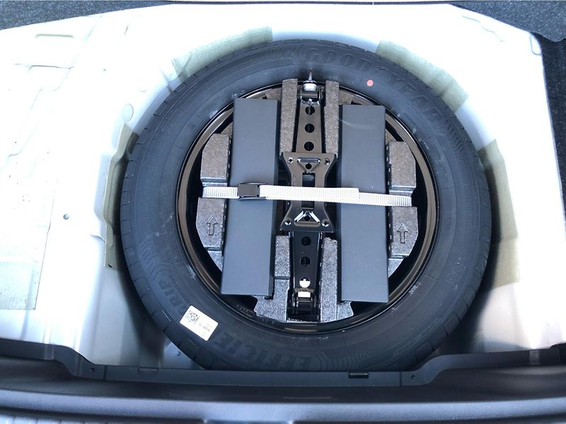 Škoda Kamiq 1,0TSI M.C.   DSG7° - fotka 29 z 30