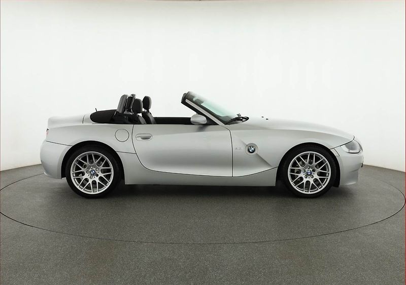 BMW Z4 (2010) 2.0i, Kůže, Tempomat - fotka 6 z 17