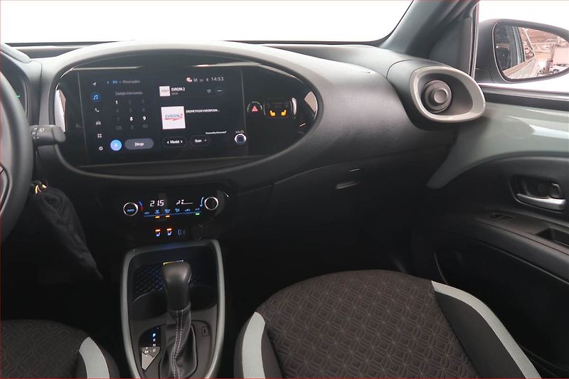 Toyota Aygo (2025) 1.0 - fotka 8 z 19