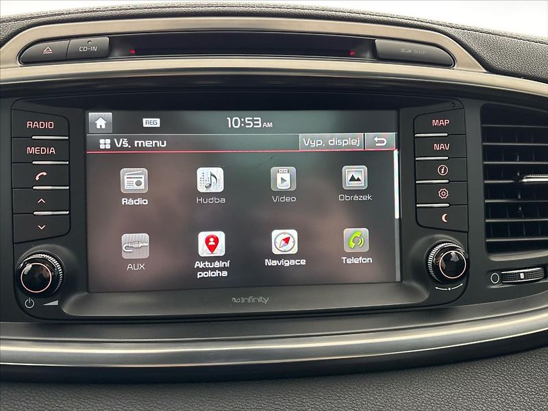 Kia Sorento Exclusive 6AT 4x4 2,2 CRDi - fotka 7 z 42