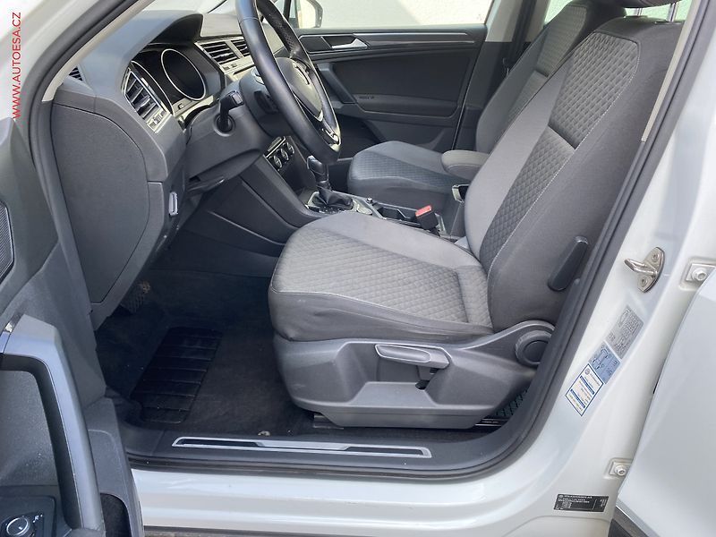 Volkswagen Tiguan (2018) 2.0 TSi 4x4, ČR, DSG - fotka 9 z 21