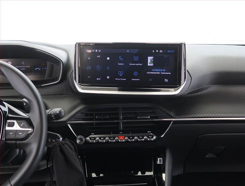 Peugeot 2008 (2025) 1.2 PureTech - fotka 12 z 26