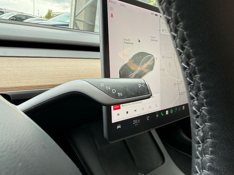Tesla Model 3 Standart Range Enhanced autopi - fotka 31 z 38