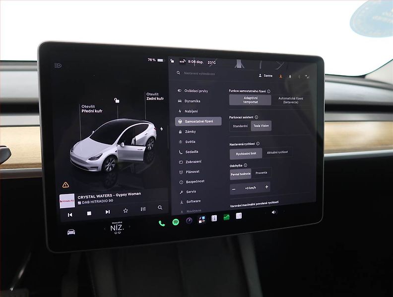 Tesla Model Y (2022) Long Range AWD 79kWh, SoH 93% - fotka 21 z 33