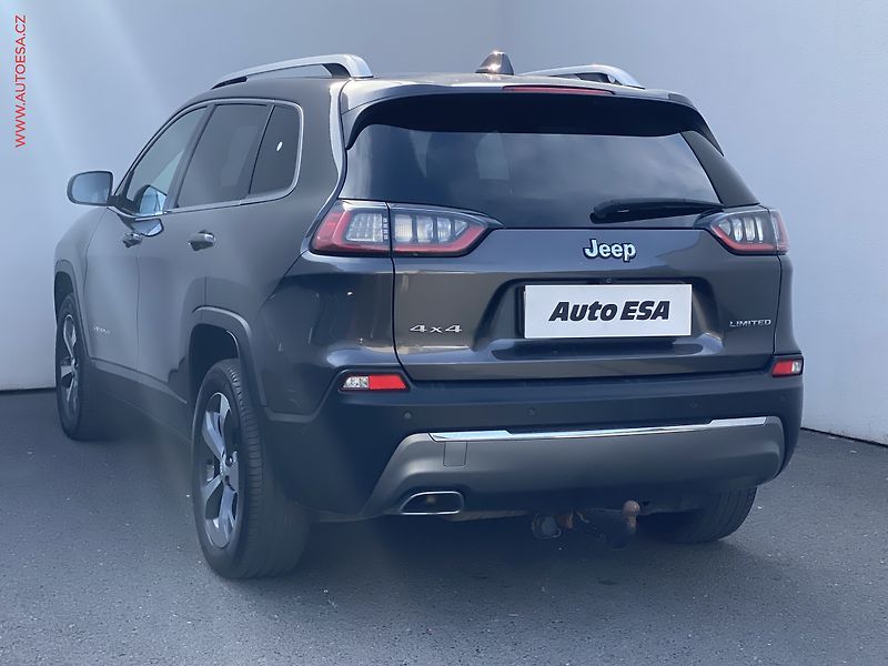 Jeep Cherokee (2020) 2.2 MJT 4X4, ČR, Limited, AT - fotka 6 z 20