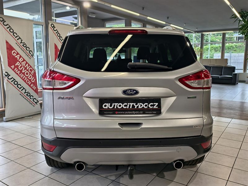 Ford Kuga 1.5 EcoBoost 110kW TITANIUM - fotka 6 z 24