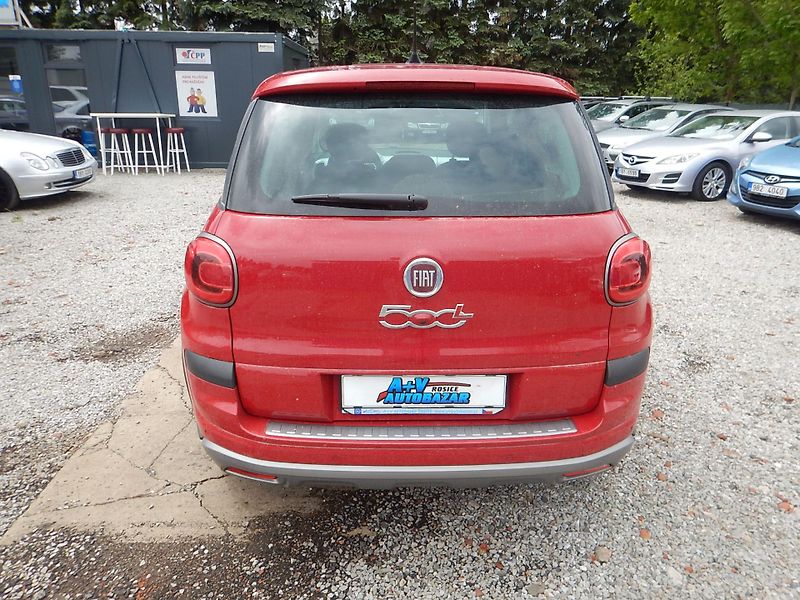 Fiat 500L 1.4i, KLIMA, 70 kW, TAŽNÉ - fotka 7 z 28