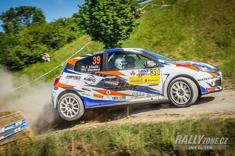 Jiří Hladík se svým zbrusu novým vozem Renault Clio Rally5 Phase II.
