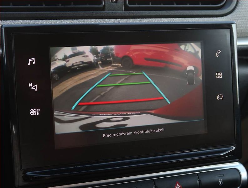 Citroën C3 (2018) Shine 1.2 PureTech, Serv.kniha - fotka 18 z 19