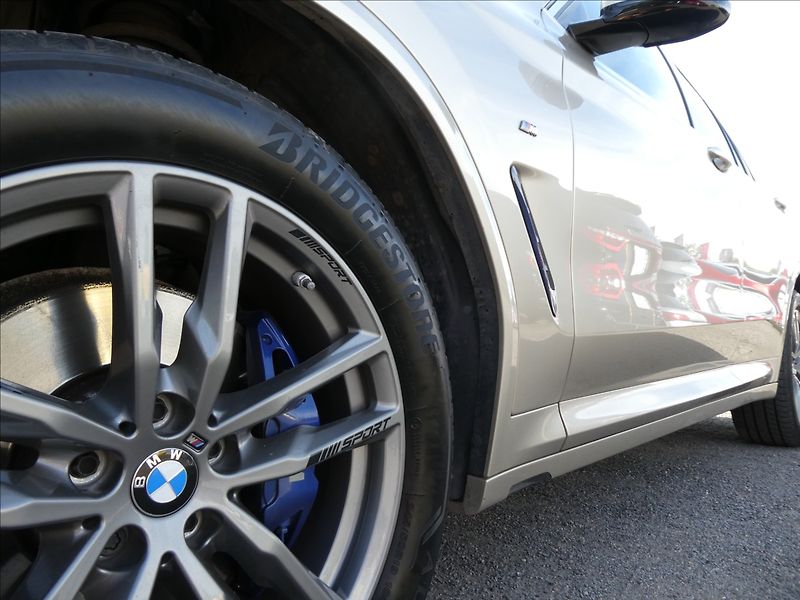 BMW X3 3,0 xDrive30d M-SPORT,2x kola - fotka 14 z 54