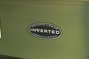 Range Rover s pohonem Tesla od Inverted