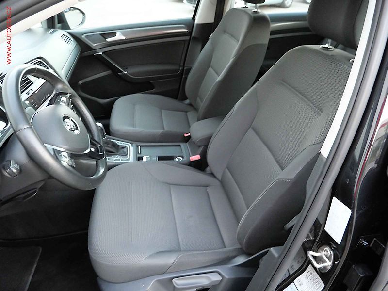 Volkswagen Golf (2017) 1.4TSi, Comfortline, DSG - fotka 9 z 23