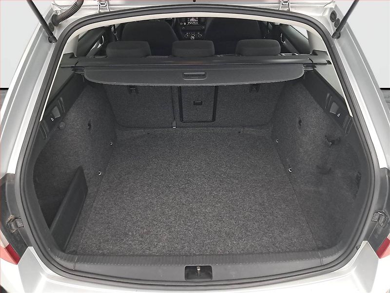 Škoda Octavia (2016) 1.6 TDI, Tempomat - fotka 13 z 14