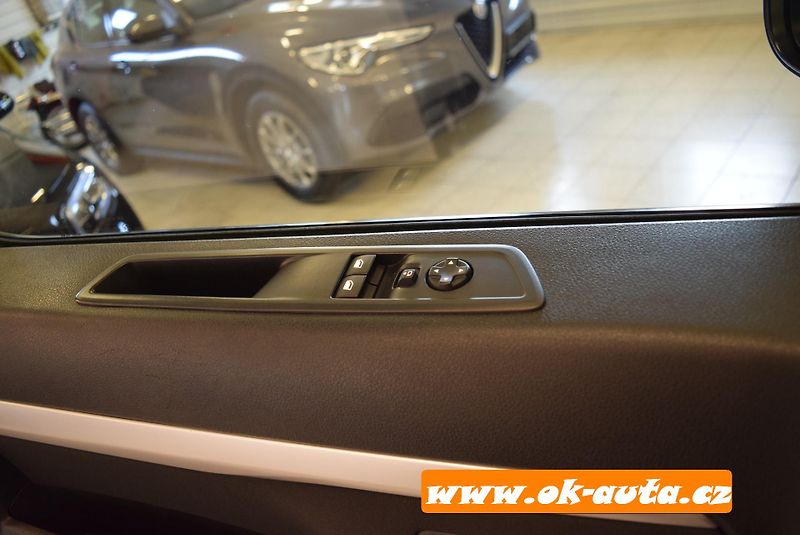 Peugeot Expert 2.0 BHDI LONG 6 MÍST 2xB.DVEŘE - fotka 38 z 58