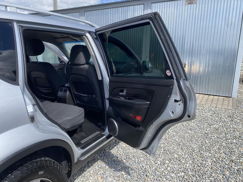 SsangYong Rexton 2.0CD-i 4x4 7M MAN 155PS 170KM - fotka 113 z 151