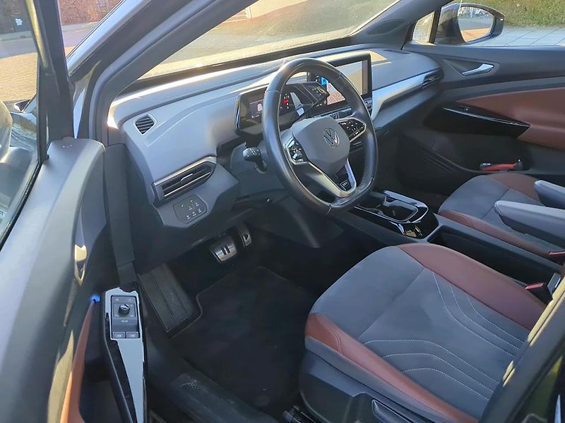 Volkswagen ID.4 (2021) 1st Edition - fotka 6 z 7