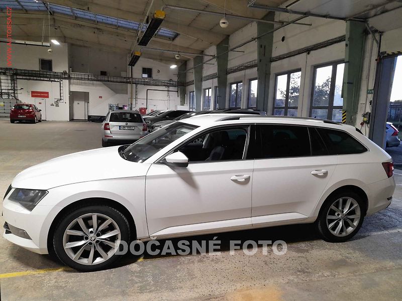 Škoda Superb (2016) 2.0TDI 4x4, ČR, AT, navi - fotka 1 z 3