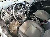 Opel Astra 1,6 CDTi kombi - náhled 9