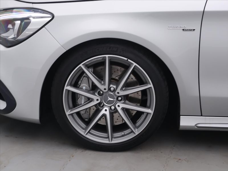 Mercedes-Benz CLA 2,0 45 AMG 280kW 4MATIC LED - fotka 22 z 29