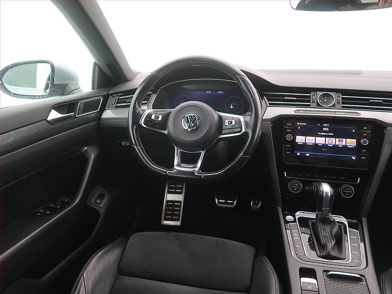 Volkswagen Arteon (2018) R-line 2.0 TSI - fotka 7 z 18