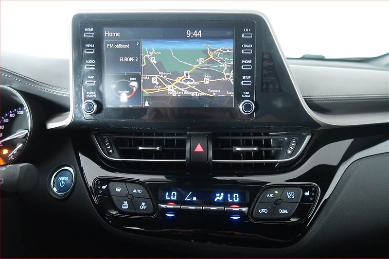 Toyota C-HR (2021) Business 2.0 Hybrid - fotka 12 z 20