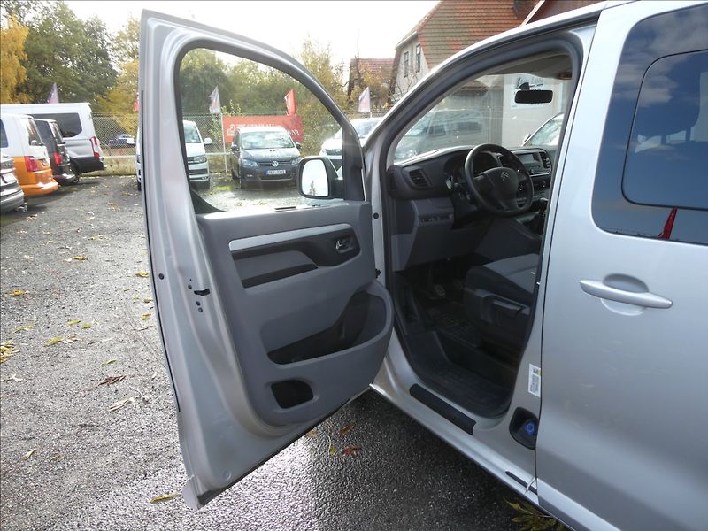 Citroën Jumpy 2,0 HDi 110kW závěs, 2x kola - fotka 20 z 40