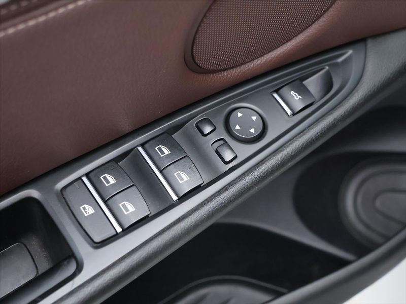 BMW X5 3,0 Xd M-paket CZ Kůže Navi - fotka 14 z 32