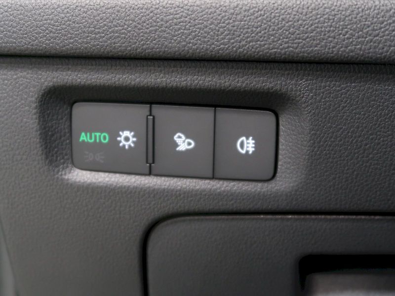 Škoda Octavia (2025) SPORTLINE 2.0TDI 110KW DSG NAV - fotka 36 z 40