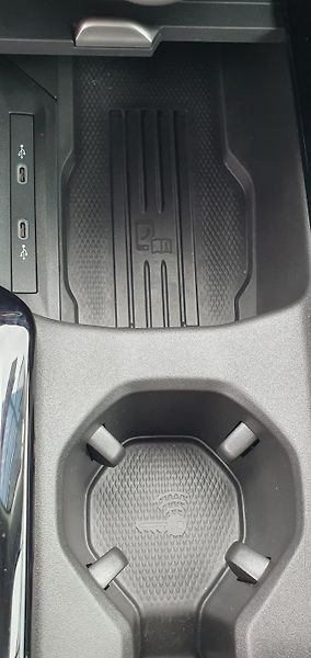 Škoda Superb (2024) 2.0tdi 142kw Dsg 4x4 L&K,ČR,1M - fotka 24 z 28