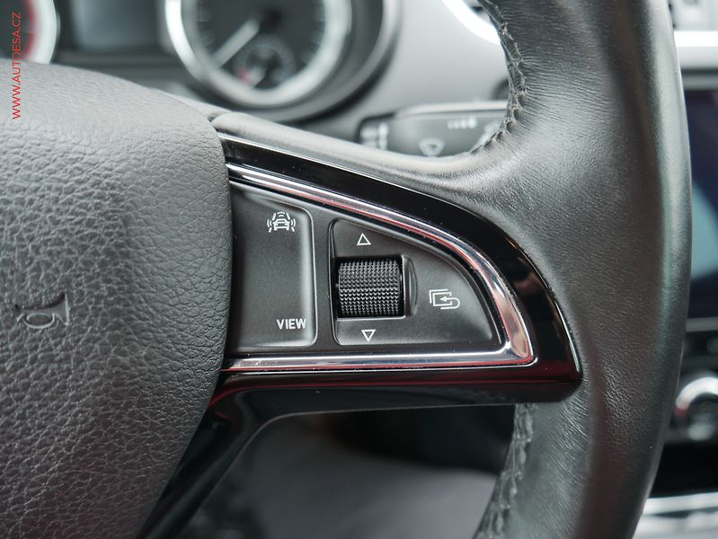 Škoda Octavia (2019) 1.5 TSi, ČR, Style, LED, navi - fotka 13 z 24