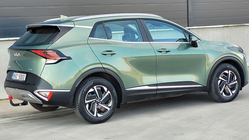 Kia Sportage 1,6i HEV - fotka 7 z 24