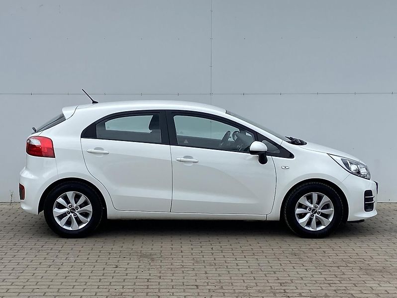 Kia Rio 1.25 CVVT 61kW Comfort PLUS - fotka 3 z 18