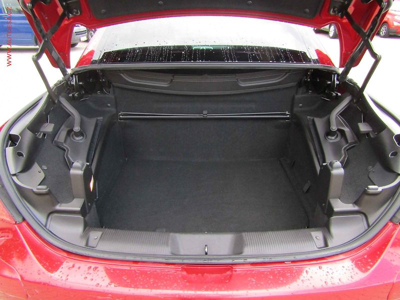 Peugeot 307 (2007) 2.0i, servis.kniha, AT - fotka 7 z 15
