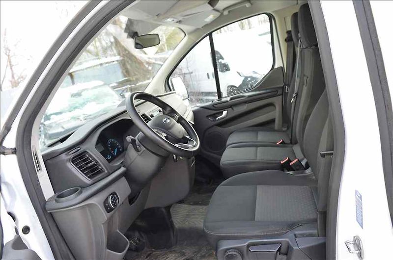Ford Transit (2022) CUSTOM 2,0 D - fotka 14 z 16