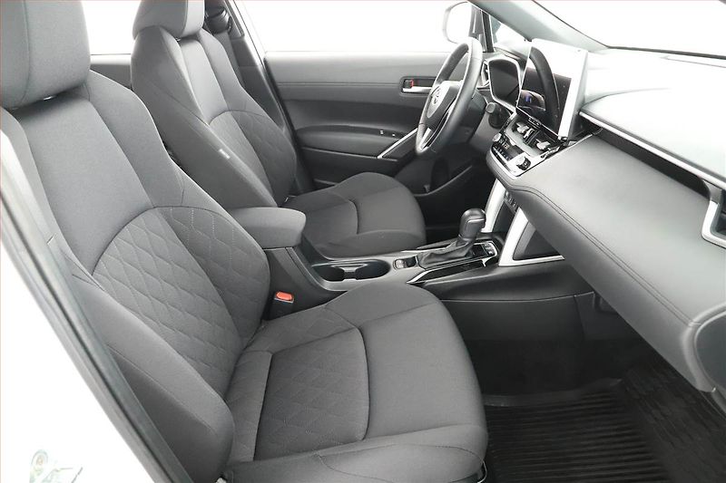 Toyota Corolla Cross (2024) 2.0 Hybrid 2WD - fotka 7 z 20