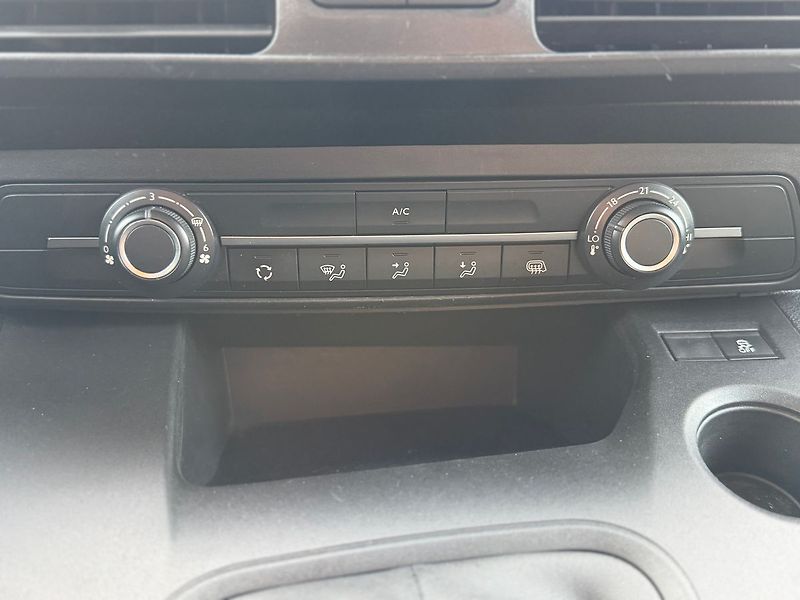 Toyota ProAce CITY 1.5D-4D 75kW*L2H1*CZ*193t - fotka 24 z 27