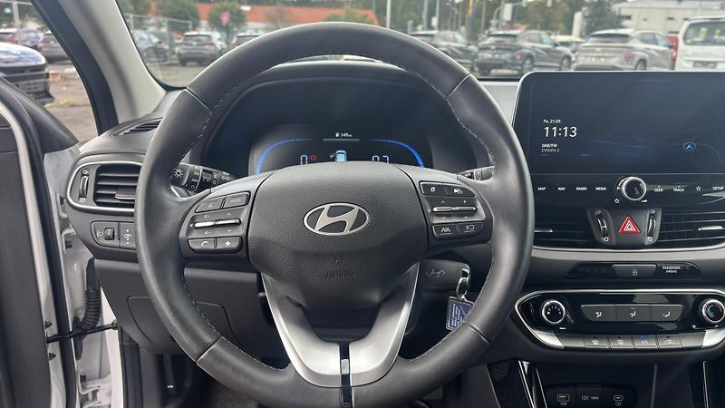 Hyundai i30 (2025) 1,5I MT FAMILY - fotka 8 z 10