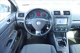 Volkswagen Golf 1,9 TDi 77KW, ČR, SERVIS. KN. - náhled 17