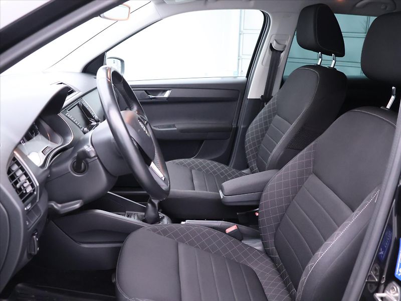 Škoda Fabia 1.2 TSI 81kW CZ Style - fotka 10 z 31