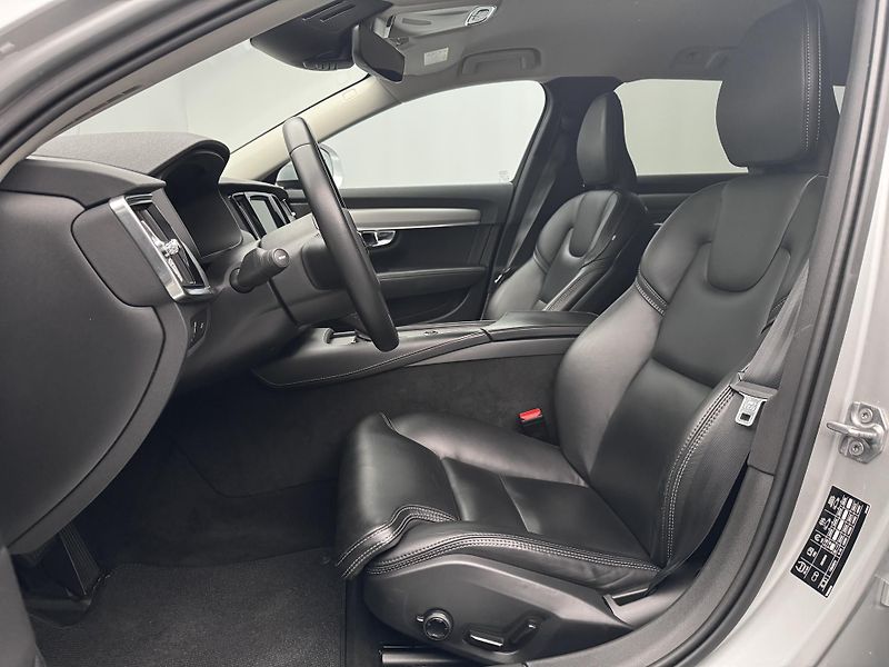 Volvo V90 CC D5 AWD PRO POLESTAR CZ  - fotka 4 z 47