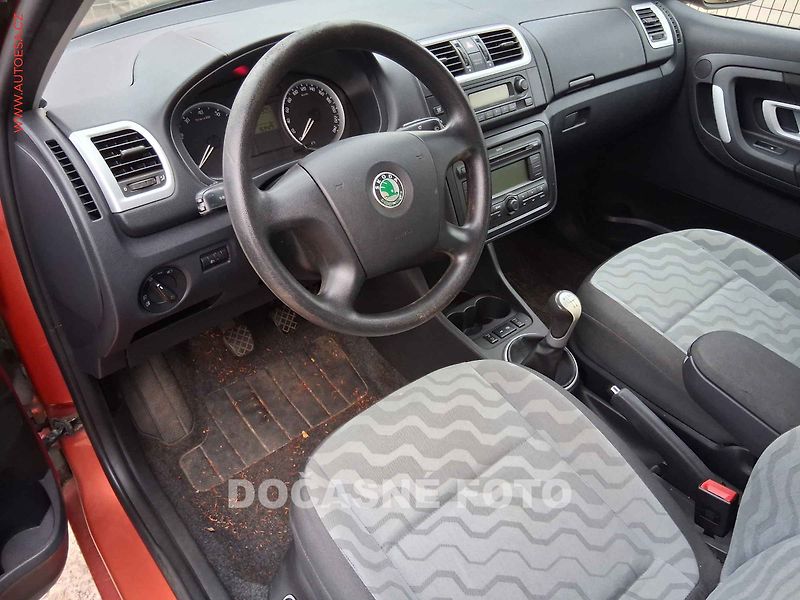 Škoda Fabia (2007) 1.4i 16V, 1.maj, Ambiente - fotka 3 z 3