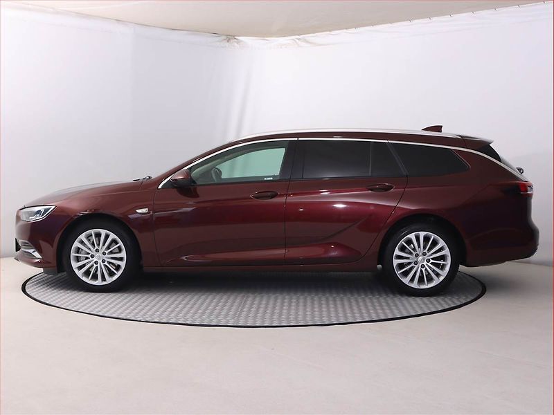 Opel Insignia (2018) 2.0 Turbo 4x4, 4X4, Automat - fotka 3 z 23