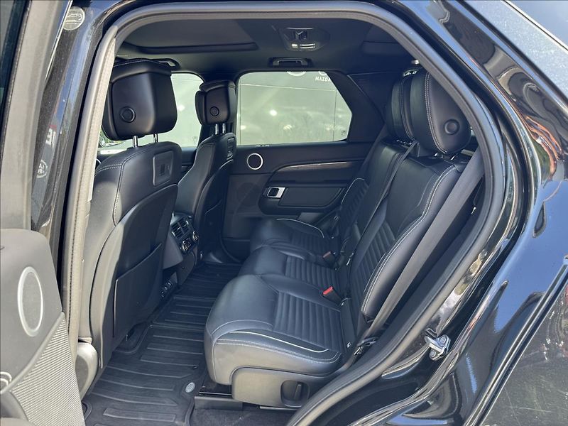 Land Rover Discovery 3,0 D300 R-Dynamic HSE AT AWD - fotka 13 z 36