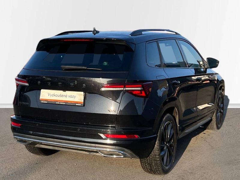 Škoda Karoq (2024) Sportline 2.0 TSI 4x4 DSG - fotka 19 z 20