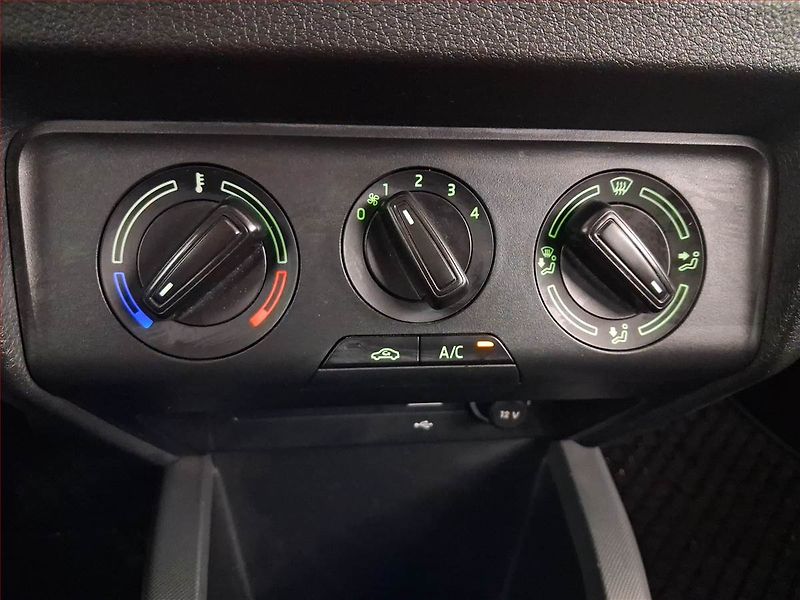Škoda Fabia (2018) 1.0, Serv.kniha - fotka 13 z 16